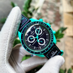 Đồng hồ Omega x Swatch Bioceramic Moonswatch Mission On Earth Polar Lights SO33L103