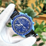 Đồng hồ Omega x Swatch Bioceramic Moonswatch Mission to Neptune SO33N100